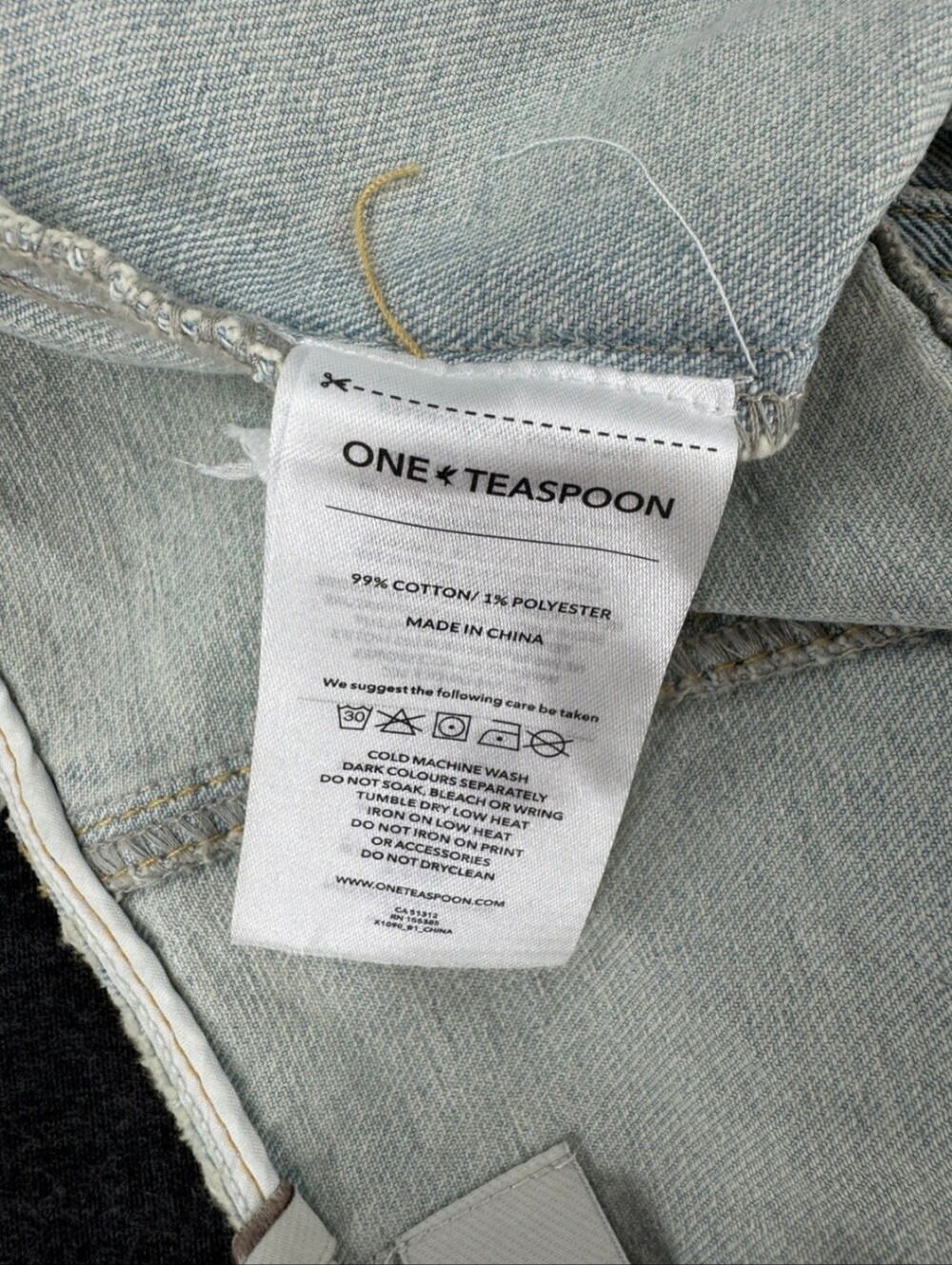 ✨ One Teaspoon NWT Old West Denim Halter Top | Size XL - Picture 6 of 8